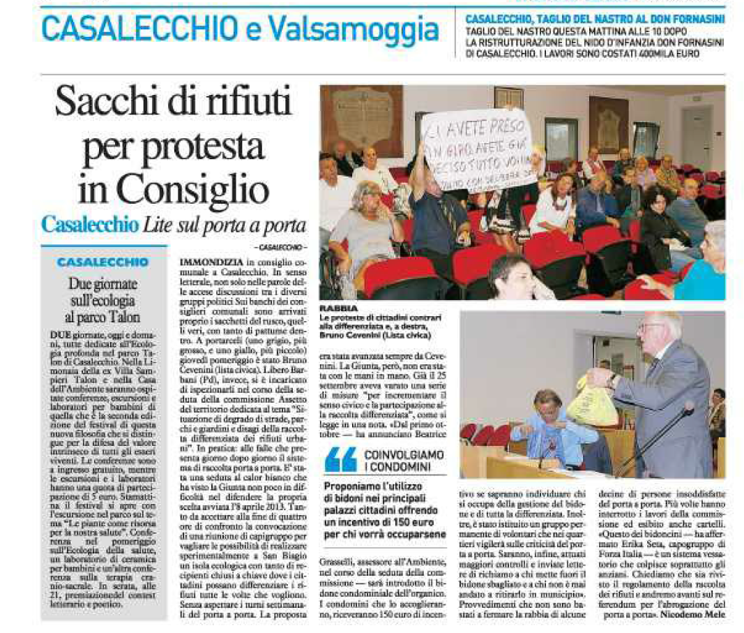 sacchi di rifiuti in consiglio